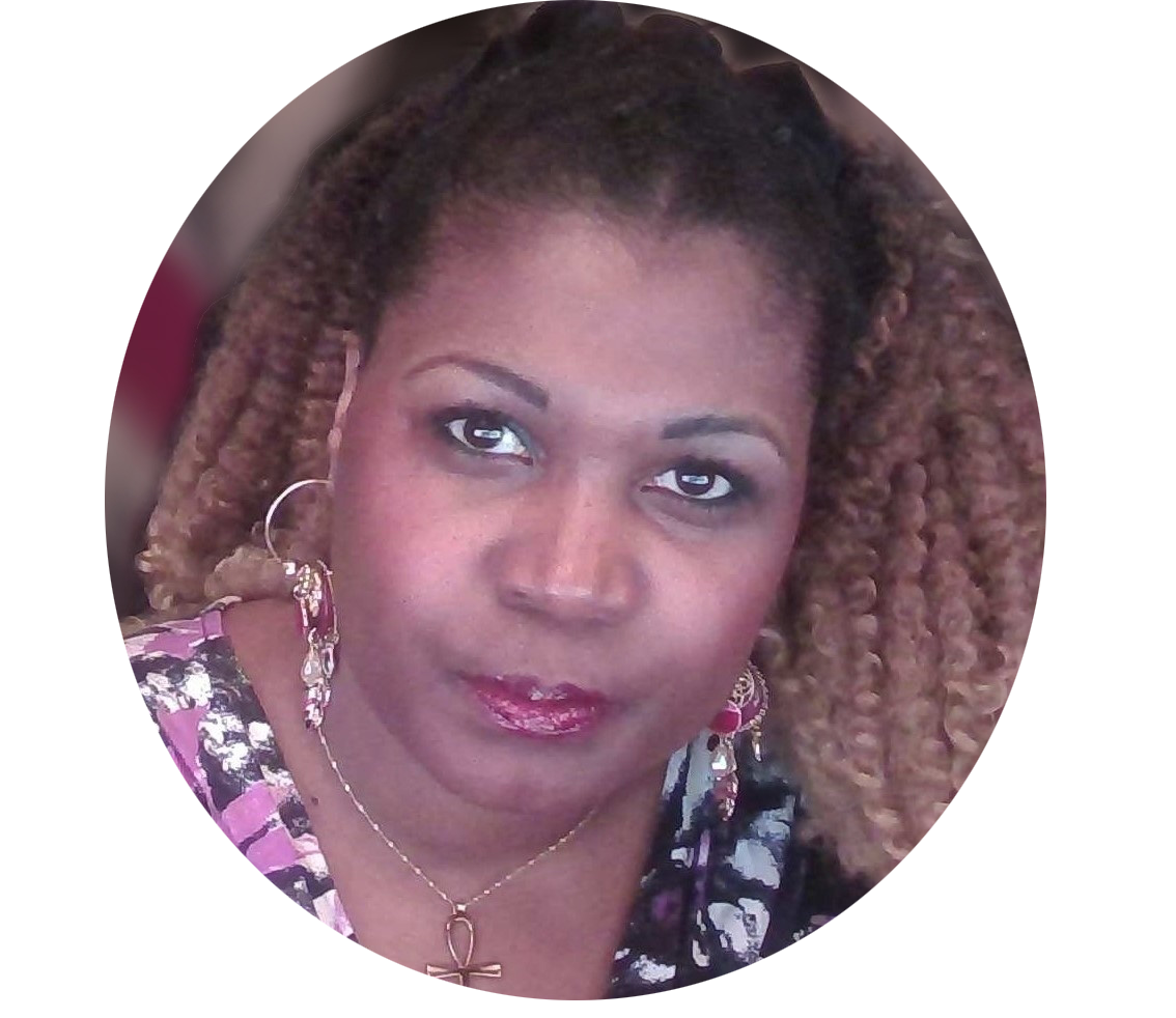 Karine Nahkag, thérapeute holistique, énergéticienne et médium